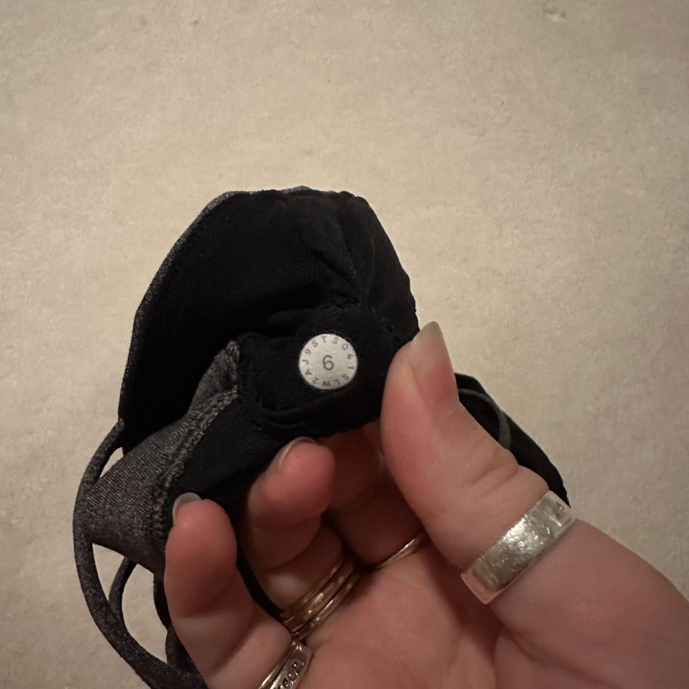 Lululemon Free to Be Serene Bra - Picture 3 of 3